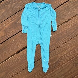 Posh Peanut - Blue Zippered Footie